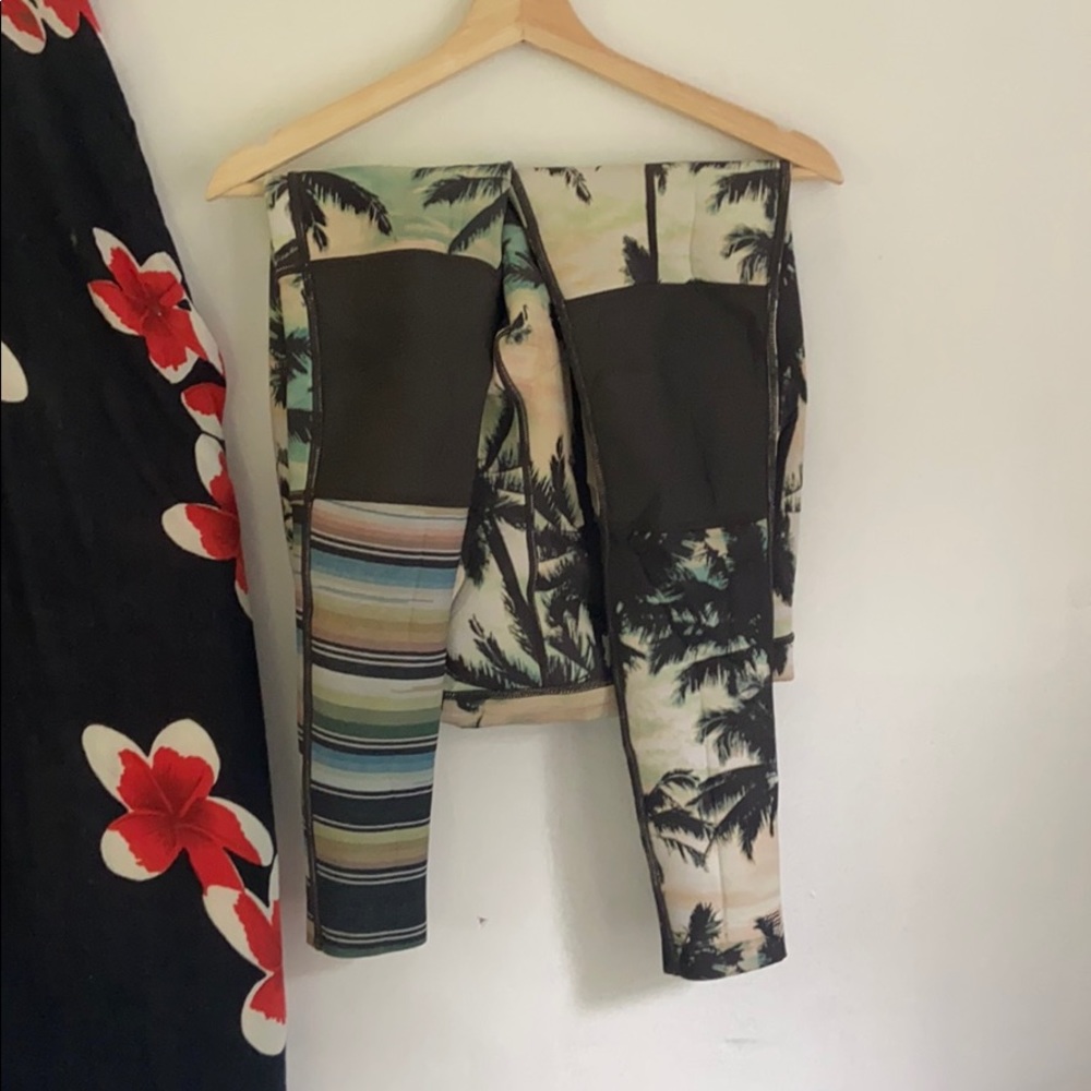Billabong wetsuit pants